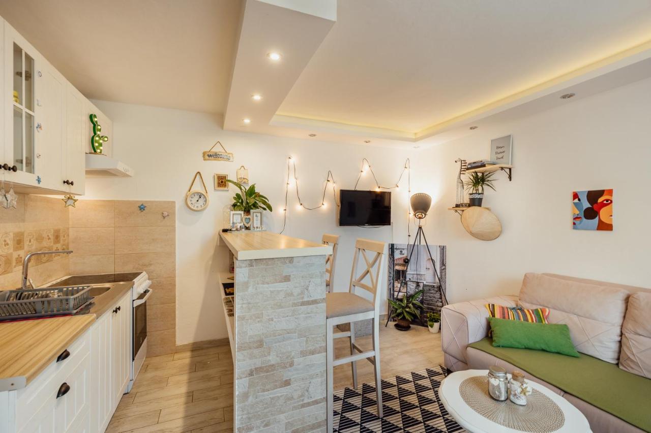 Green Garden Apartments ヘルツェグ・ノヴィ エクステリア 写真